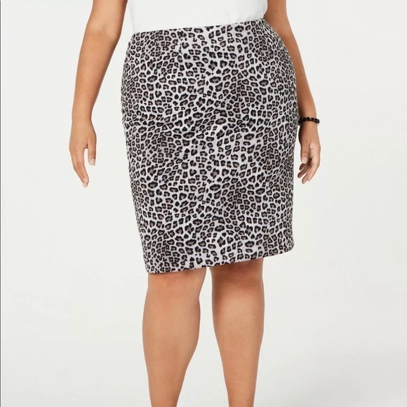 Kasper Silver Streak Animal Print Skirt Size 24W NWT - Picture 3 of 11